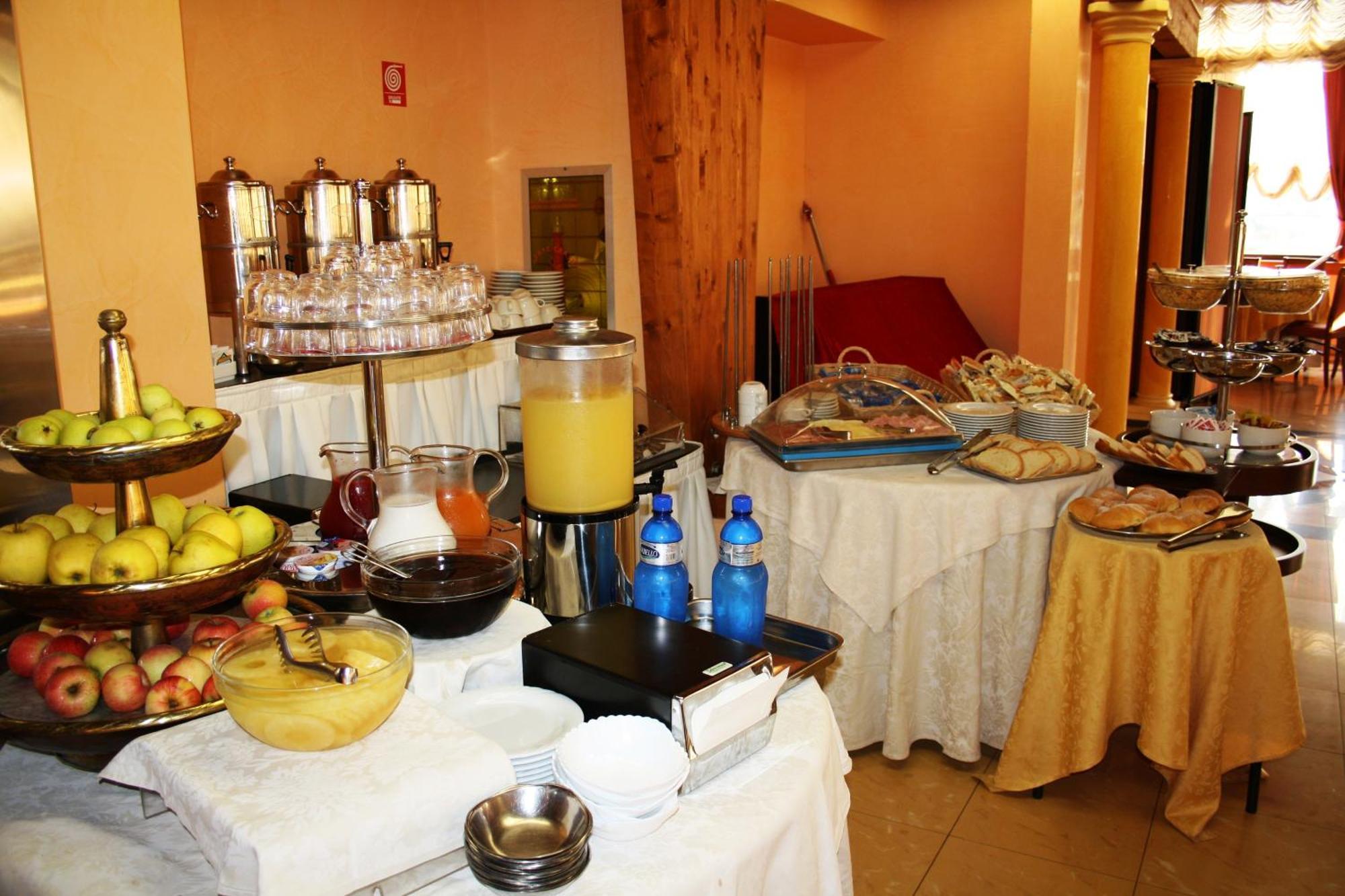 Hotel Marinella بيتسو المظهر الخارجي الصورة
